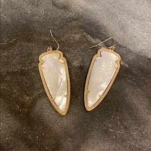 Kendra Scott drop earrings